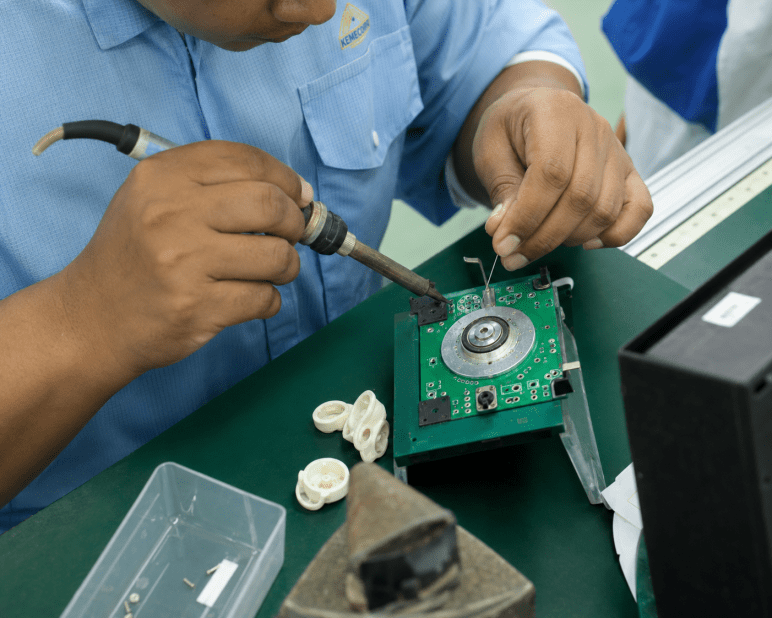 Manual Assembly Worker